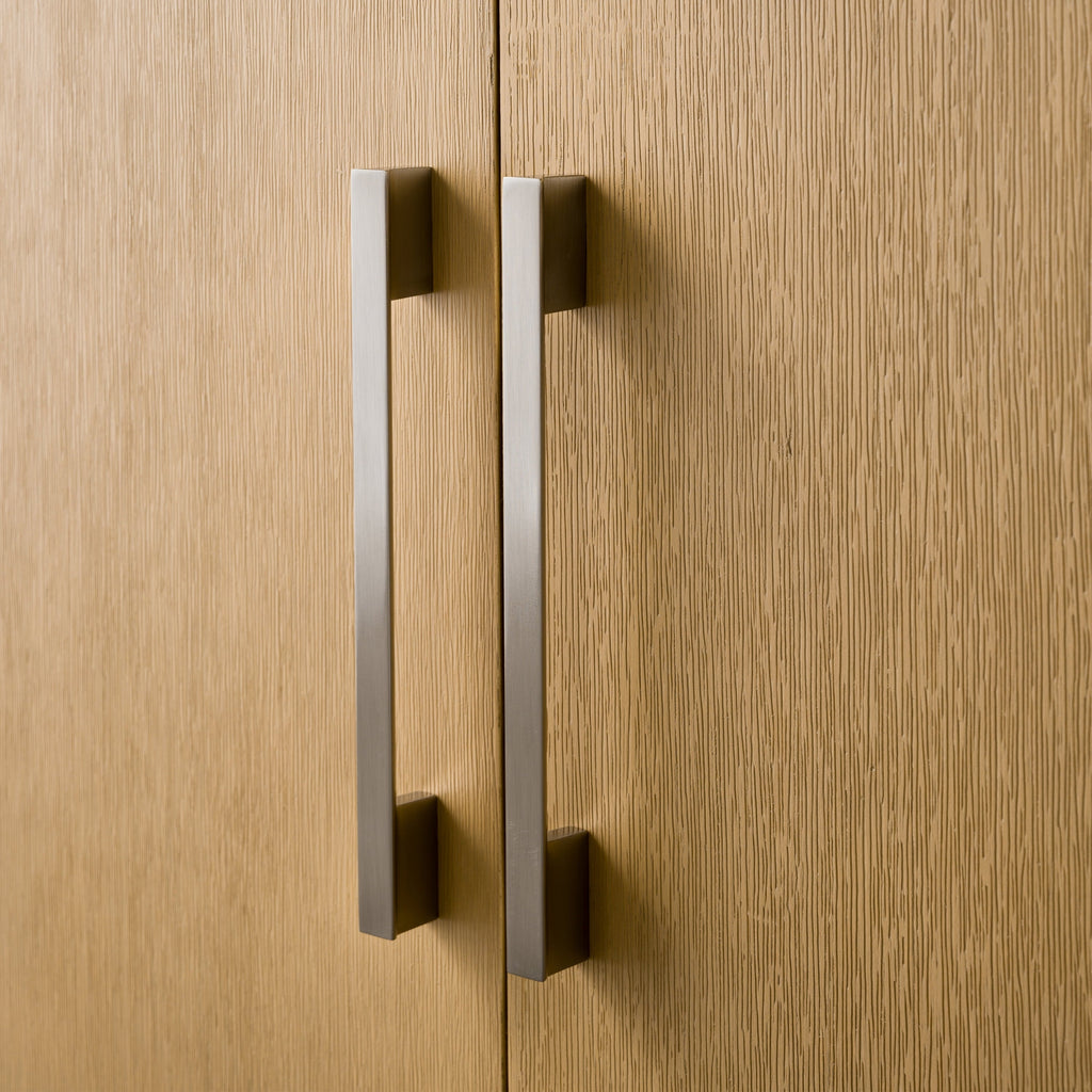 Natural Oak / Brushed Nickel