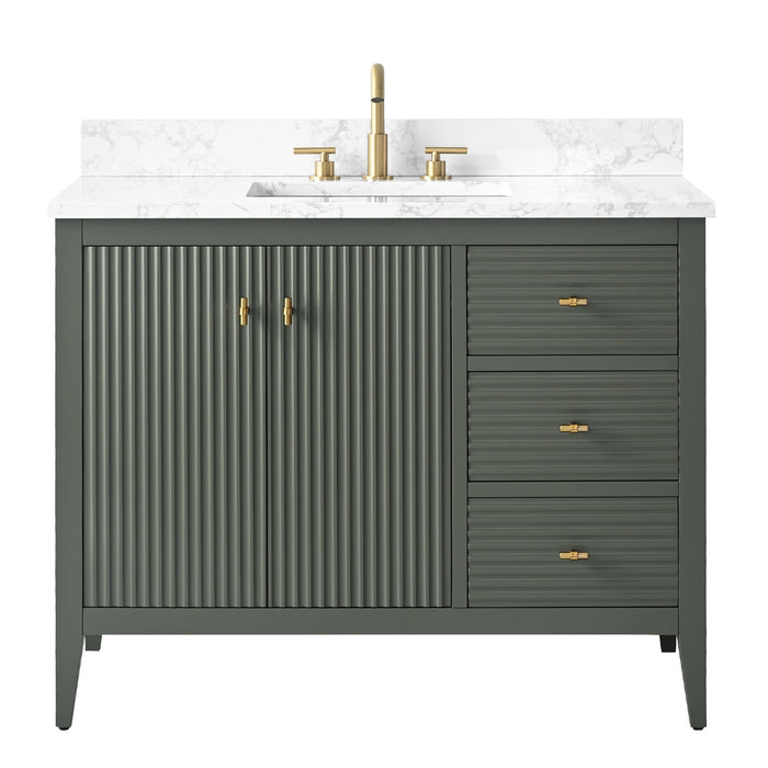 Linear Vintage Green / Golden Brushed