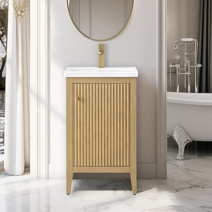 Linear Natural Oak / Golden Brushed