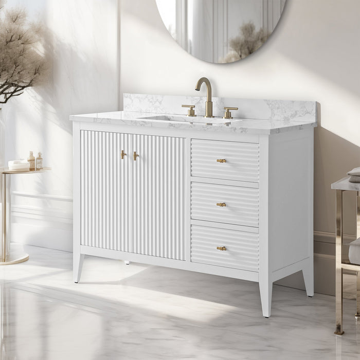Linear White / Golden Brushed  