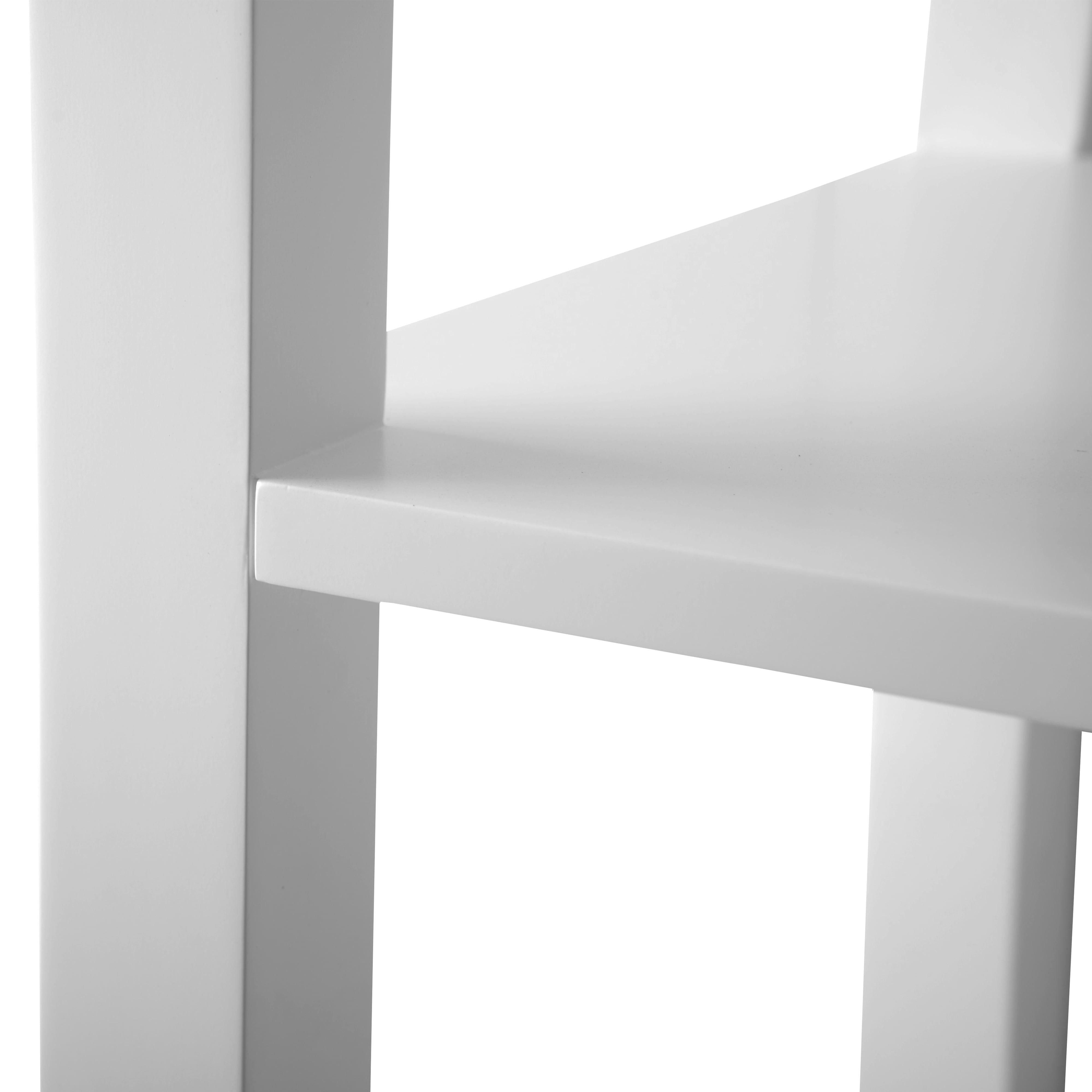 Linear White / Matte Black