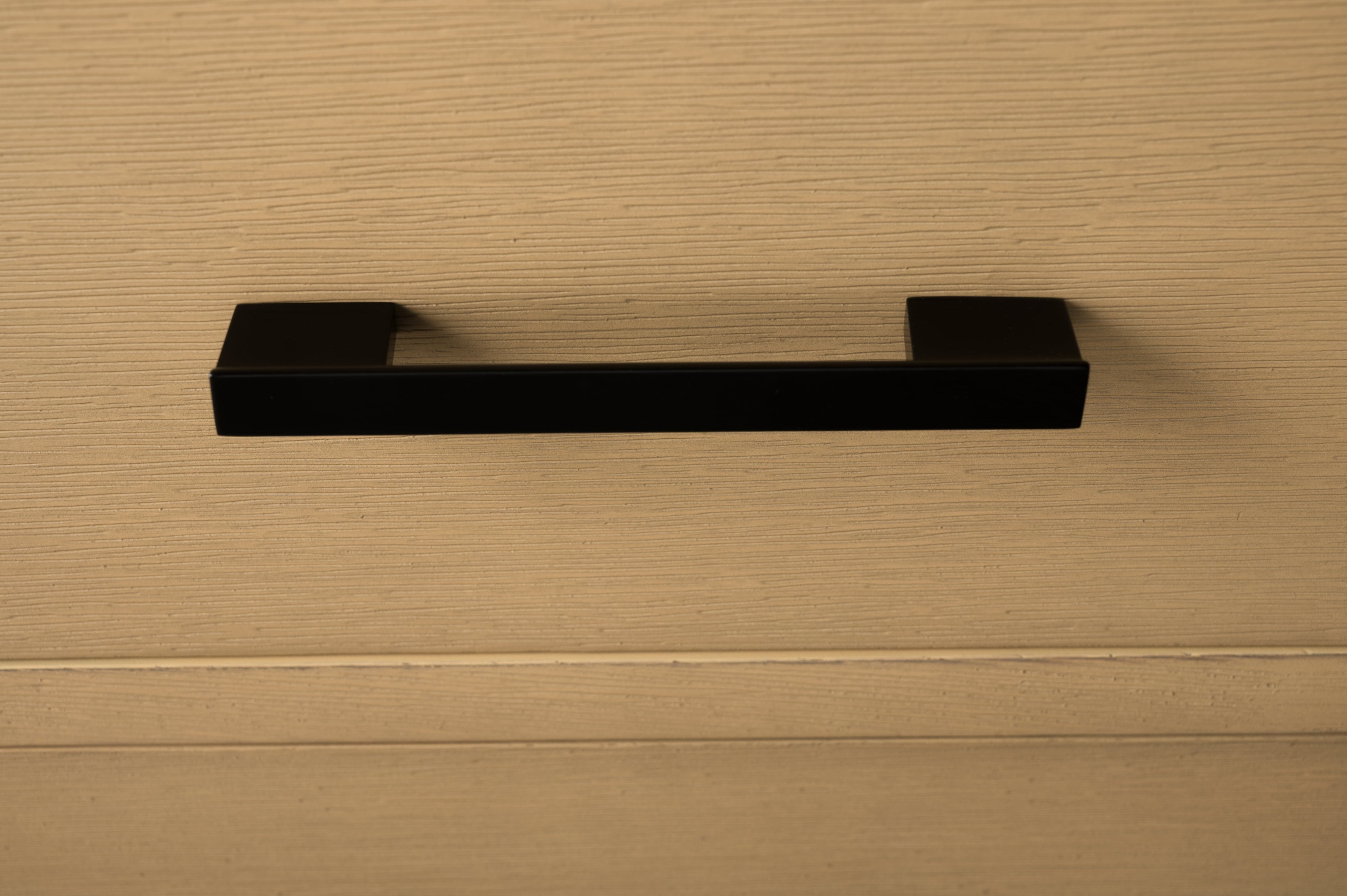 Natural Oak / Matte Black