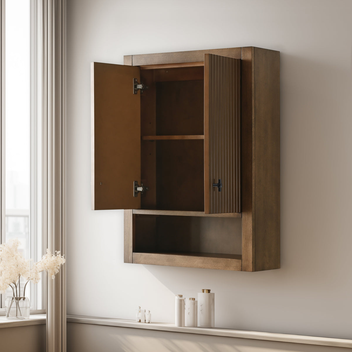 Linear Walnut / Matte Black
