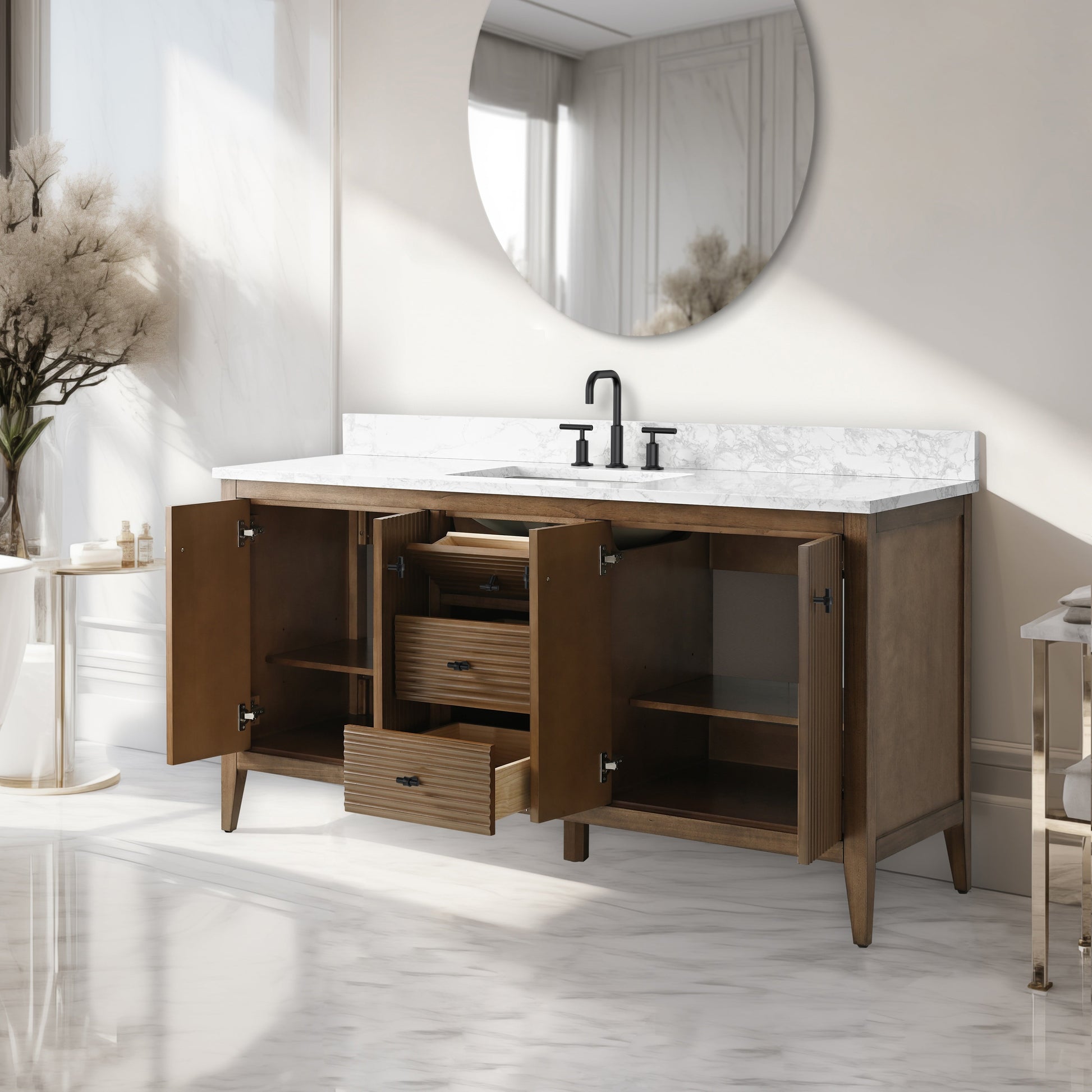 Linear Walnut / Matte Black