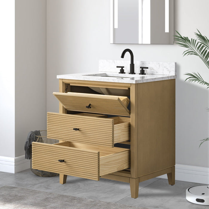 Linear Natural Oak / Matte Black