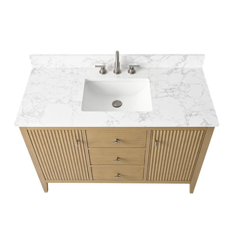 Linear Natural Oak / Brushed Nickel