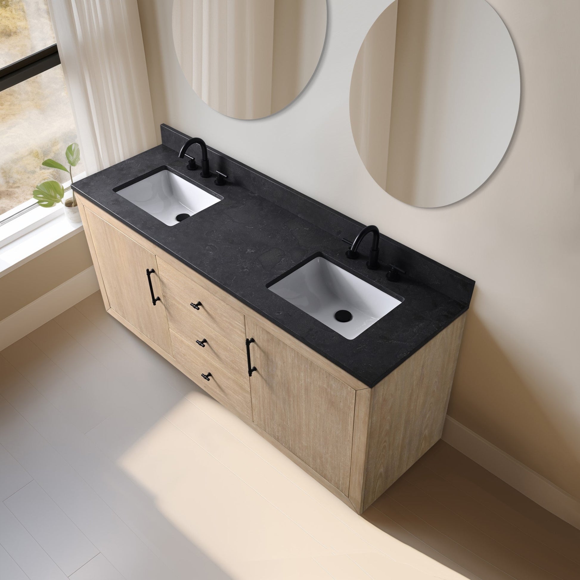 Light Wheat / Black Limestone