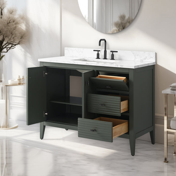 Linear Vintage Green / Matte Black