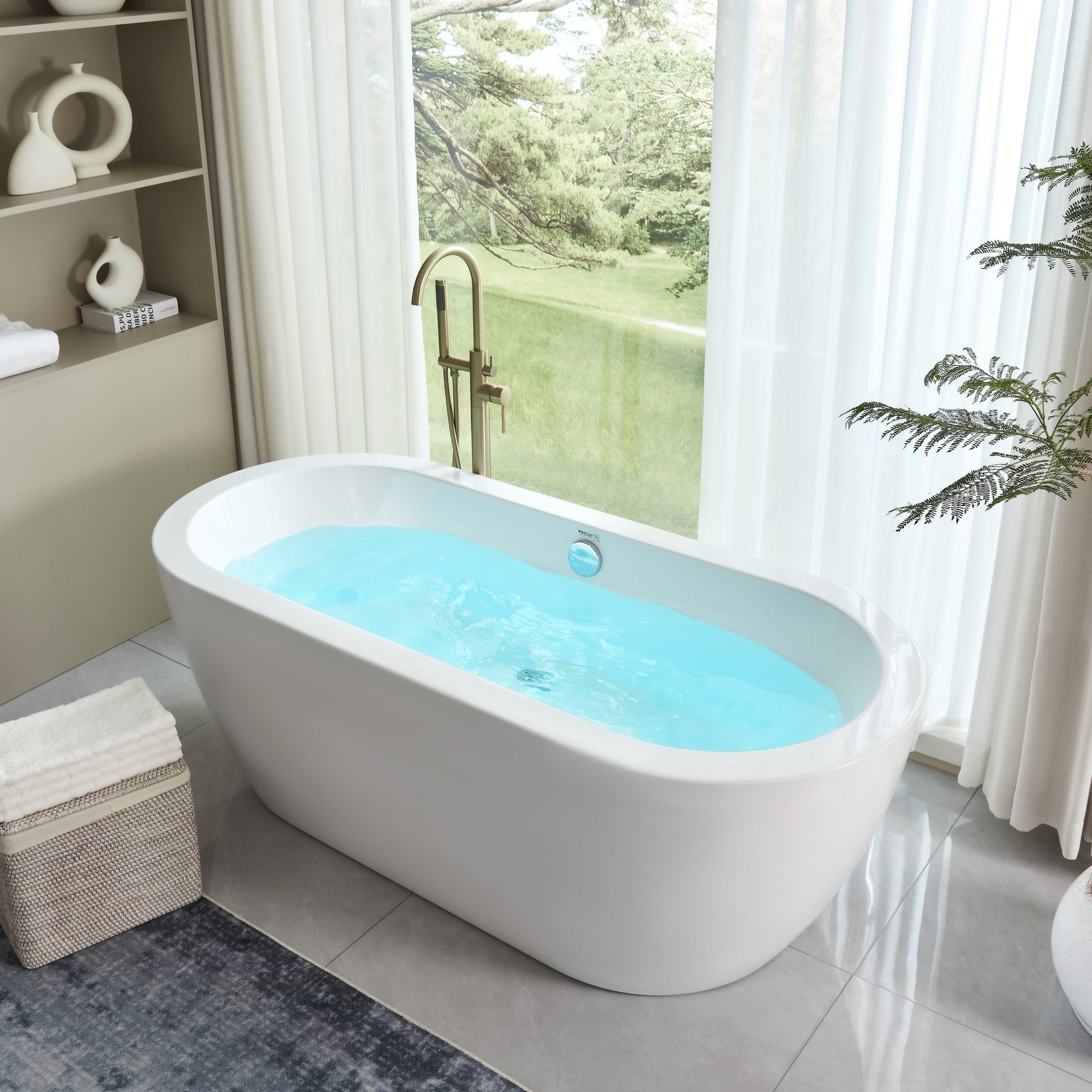 White / Polished Chrome