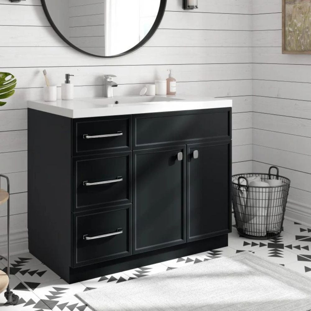 Black / Chrome