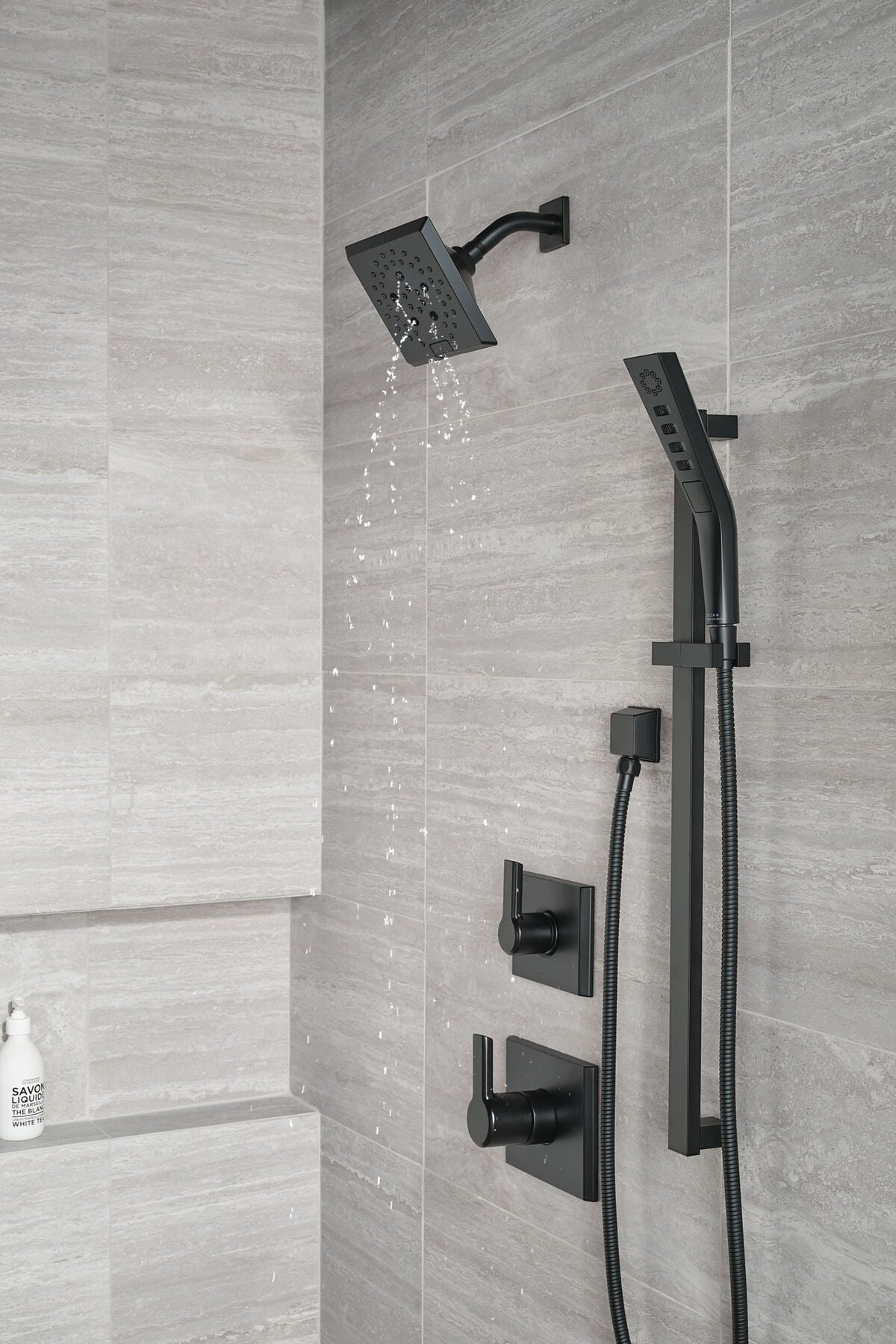 Delta Universal Showering Components H2Okinetic 3-Setting Slide Bar Hand Shower