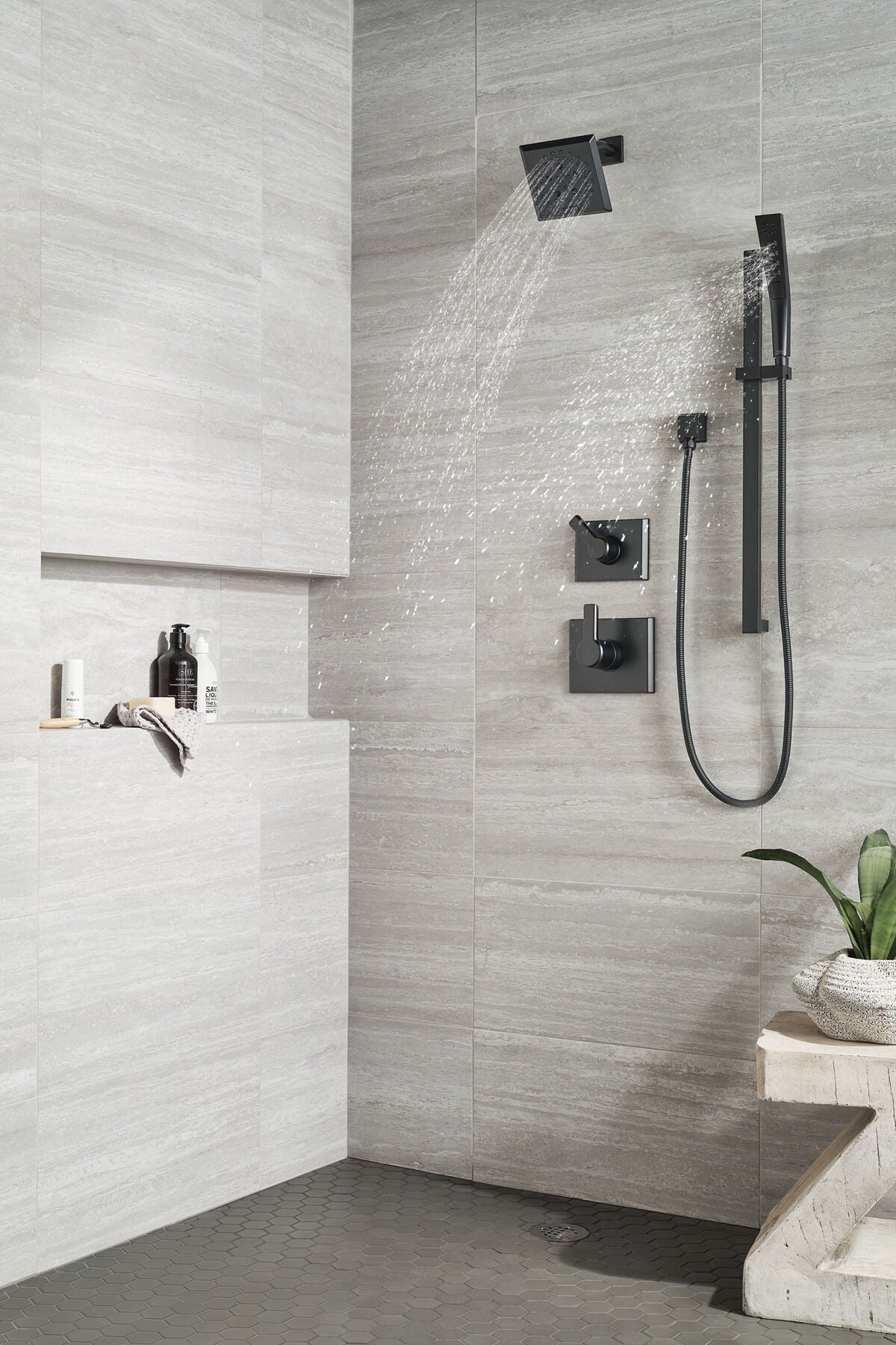 Delta Universal Showering Components H2Okinetic 3-Setting Slide Bar Hand Shower