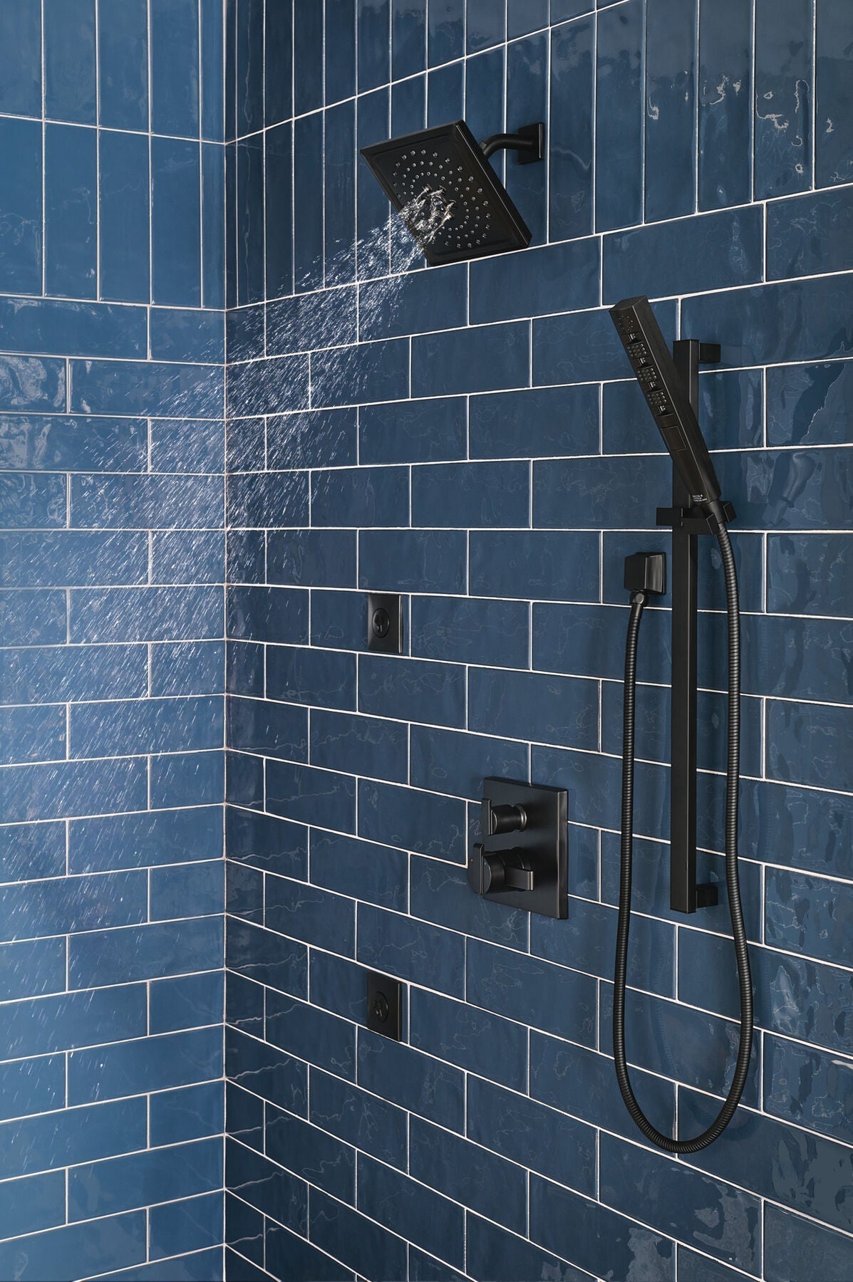 Delta Universal Showering H2Okinetic 3-Setting Raincan Shower Head - Square (52684)