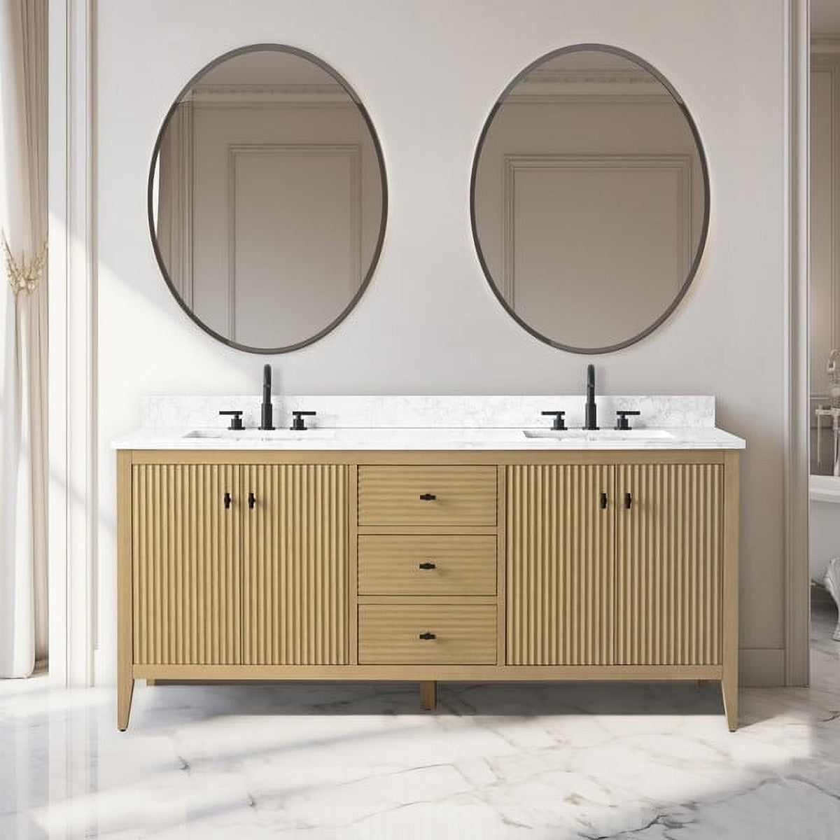 Linear Natural Oak / Matte Black
