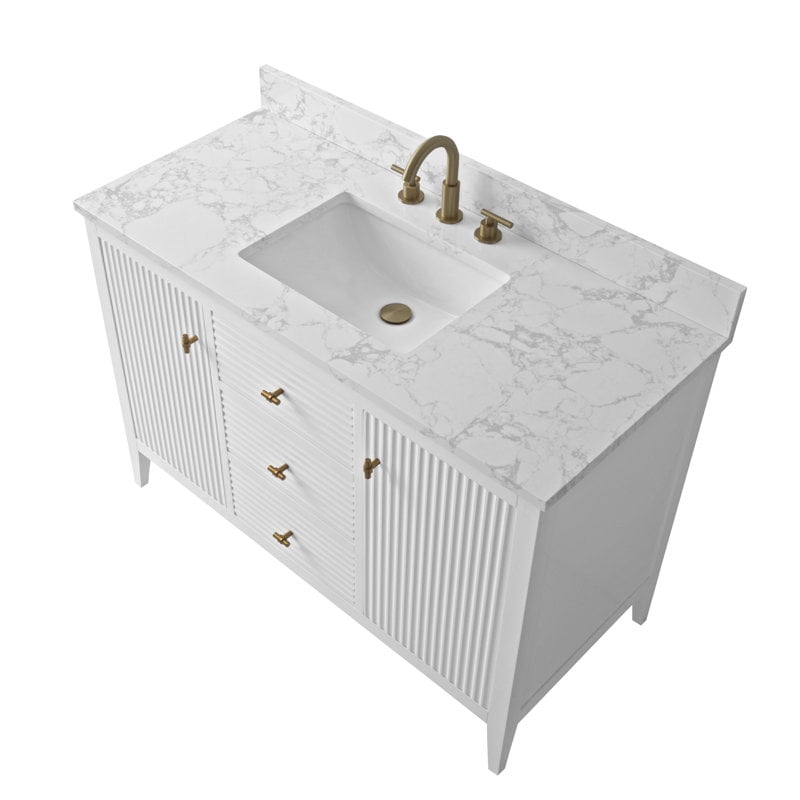 Linear White / Golden Brushed