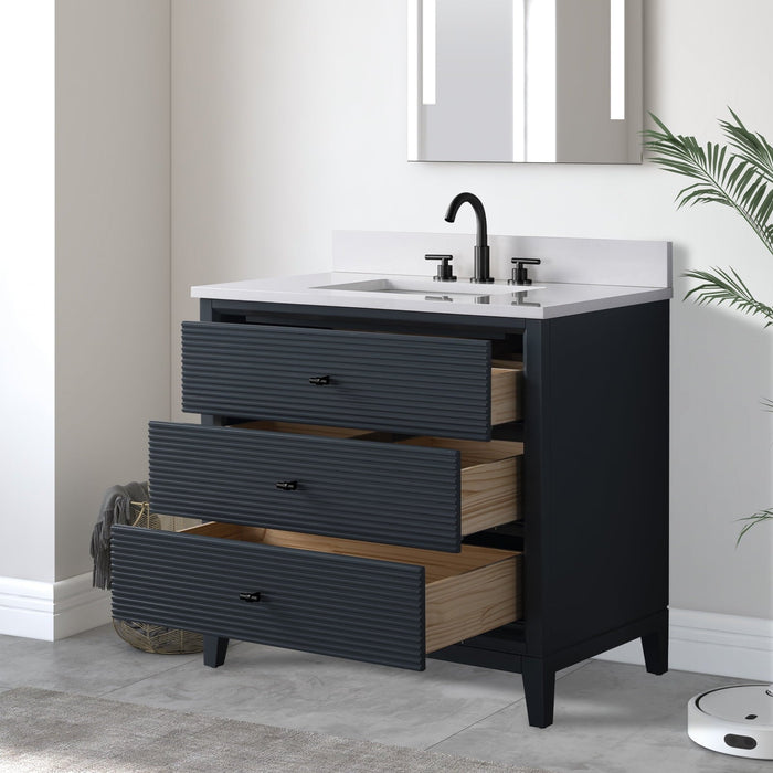 Linear Vintage Spruce Blue / Matte Black